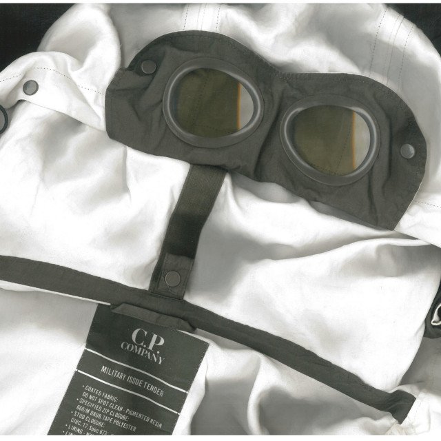 Treams-Military_Lensvisual Treams-Military_Lensvisual